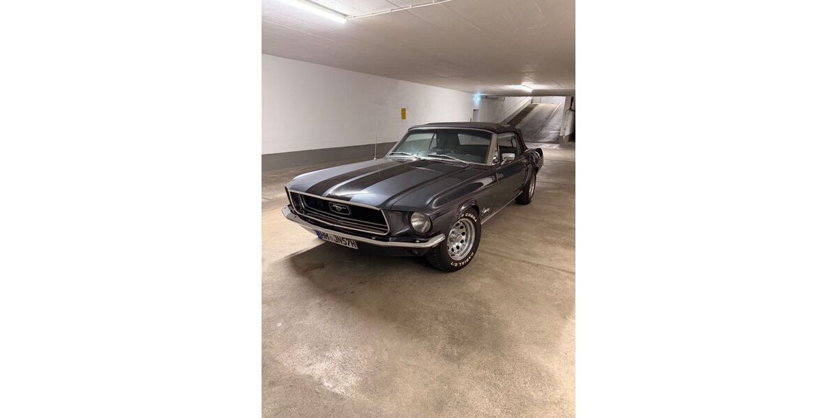 Ford Mustang 83.575 km 52.990 &euro; München 80801