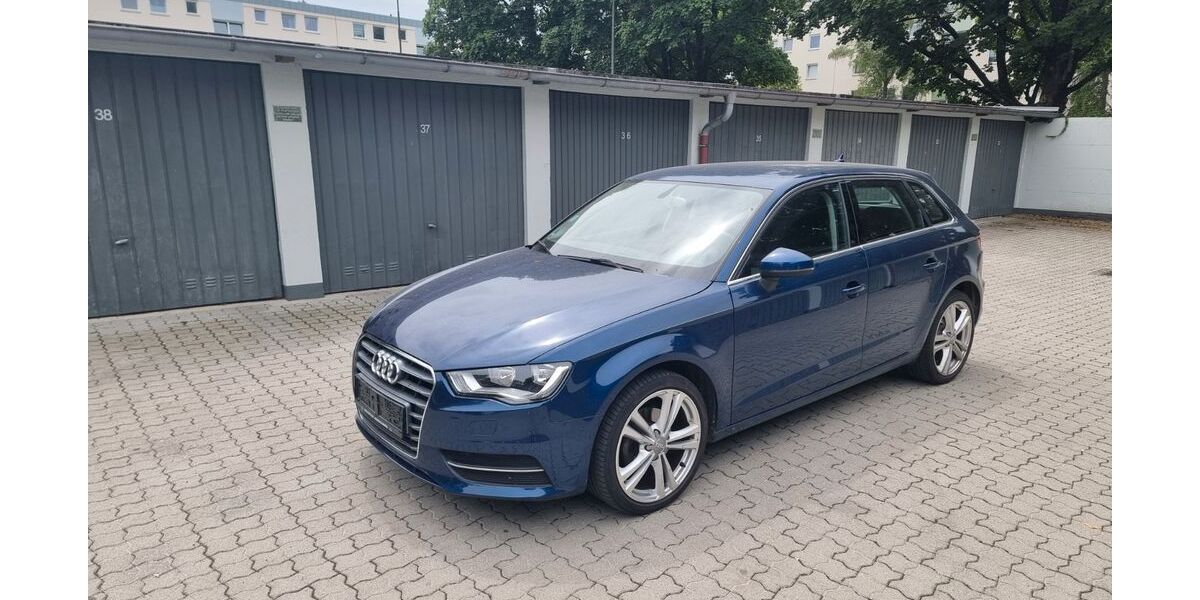 Audi A3 114.000 km 8.999 &euro; München 80939