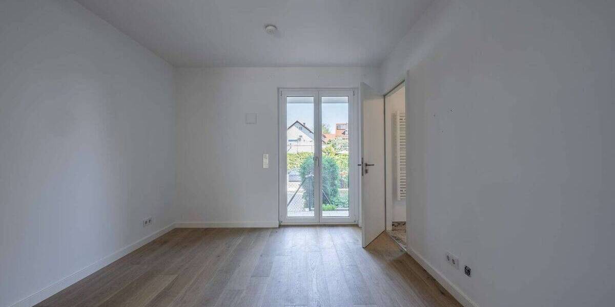 Etagenwohnung München Bogenhausen - 3 Zimmer, 90 m&sup2;, 940.000&euro; | Angebot:26454046