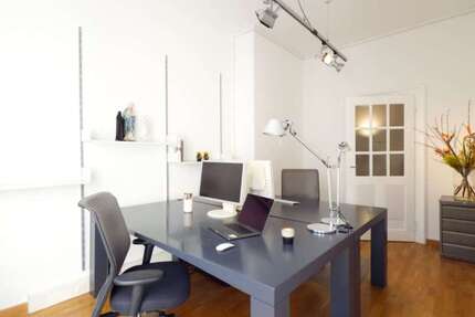 Büro in München 770 € 21 m²
