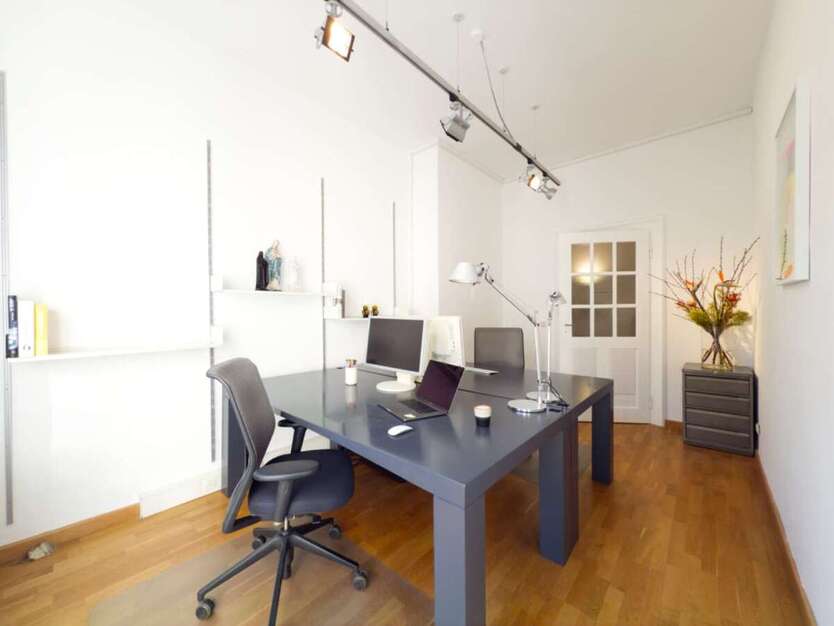 Büro in München 770 € 21 m²
