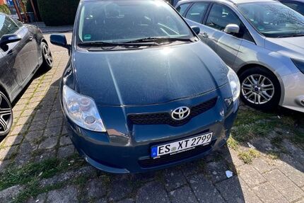 Toyota Auris 68.000 km 4.999 &euro; München 80339