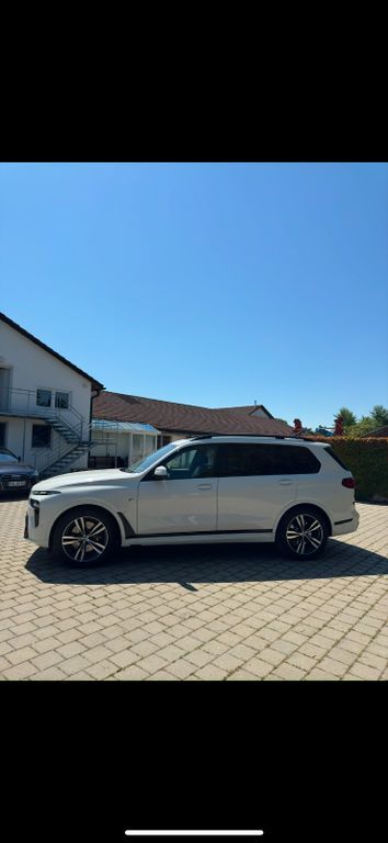 X7