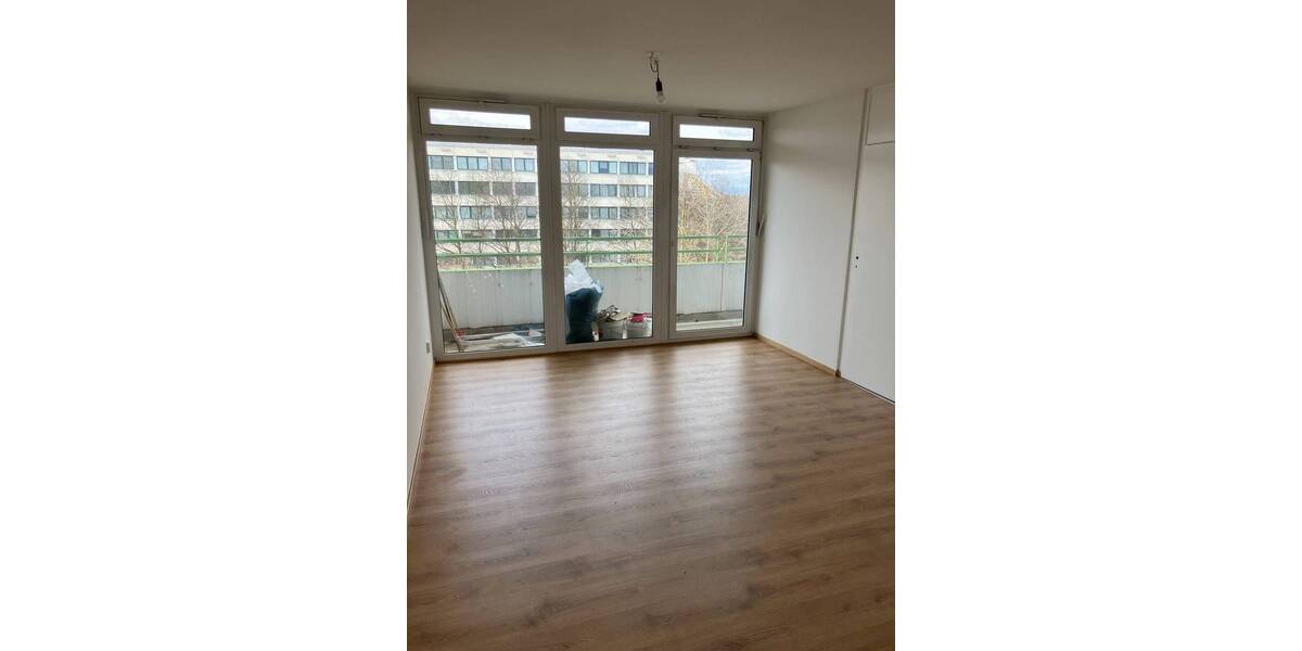 Etagenwohnung München Bogenhausen - 4 Zimmer, 89 m&sup2;, 1.850&euro; | Angebot:26878989