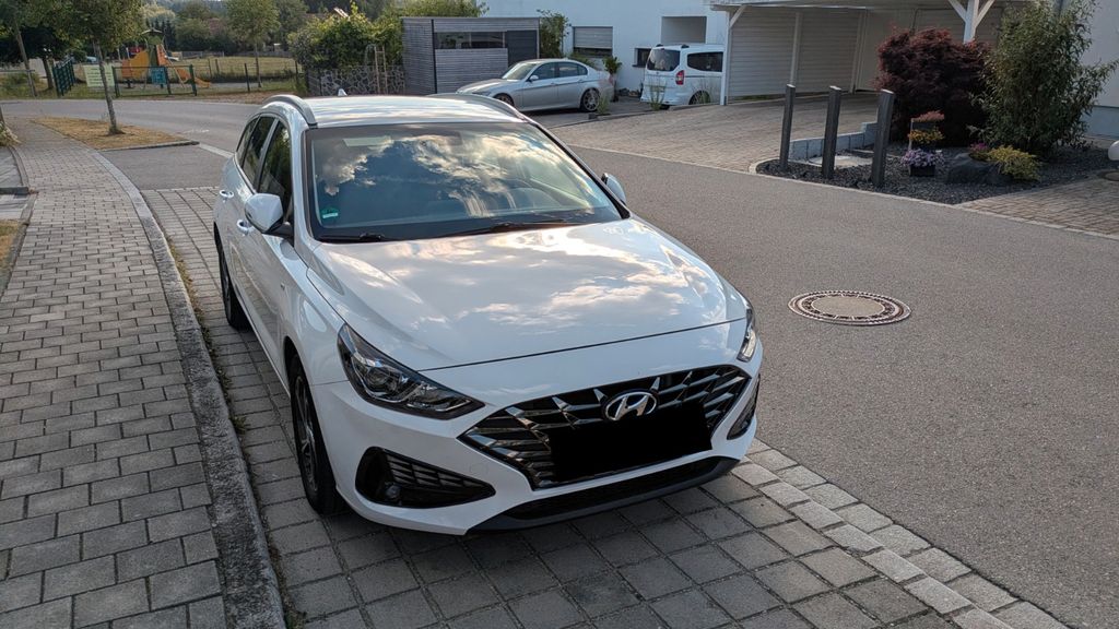 Hyundai i30 60.000 km 17.600 &euro; Überacker / Maisach 82216