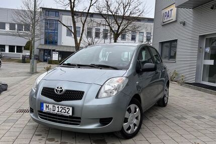 Toyota Yaris 113.000 km 2.100 &euro; Kirchheim bei München 85551