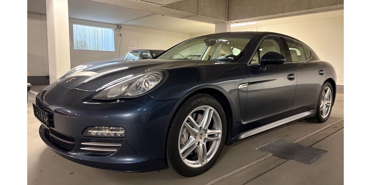 Porsche Panamera 44.789 km 48.850 &euro; München 81737