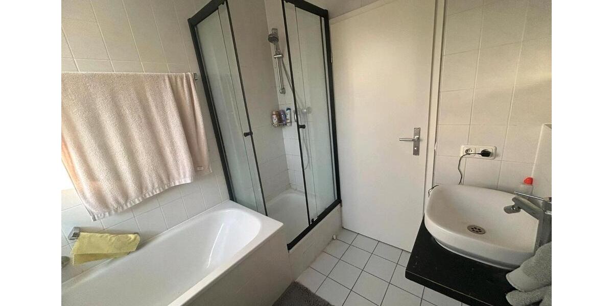 Dachgeschoßwohnung München Sendling-Westpark - 3 Zimmer, 80 m&sup2;, 948&euro; | Angebot:26670278