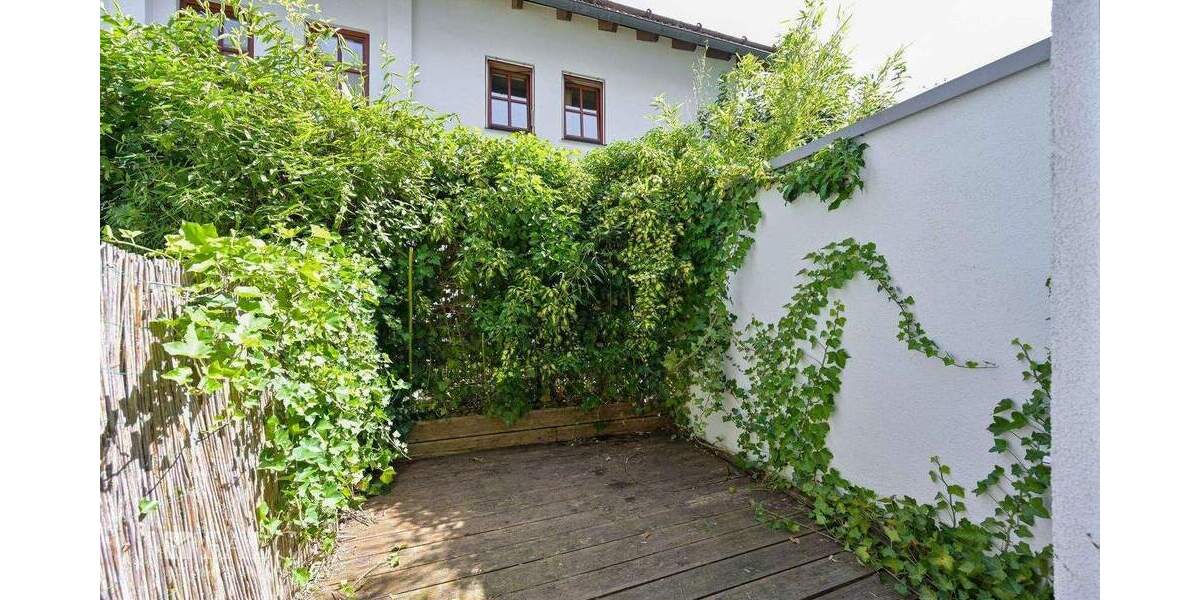 Reihenmittelhaus München Feldmoching-Hasenbergl - 6 Zimmer, 141 m&sup2;, 948.000&euro; | Angebot:25779313