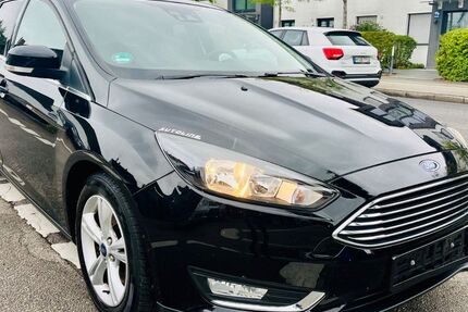 Ford Focus 102.000 km 4.450 &euro; München 81825