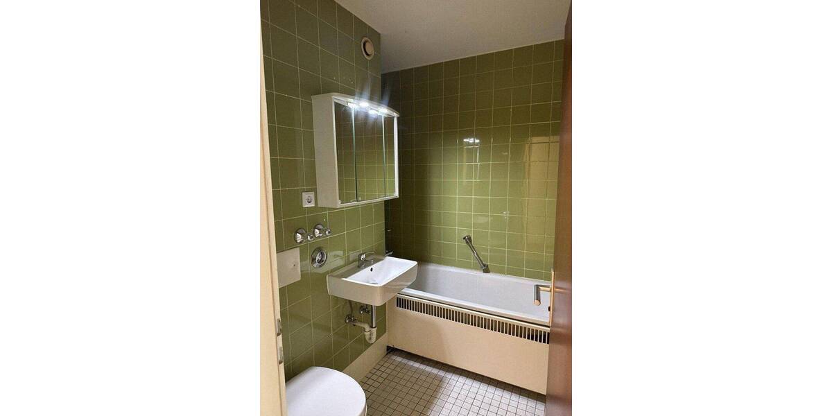 Etagenwohnung München Neuhausen-Nymphenburg - 2 Zimmer, 42 m&sup2;, 349.900&euro; | Angebot:26875120