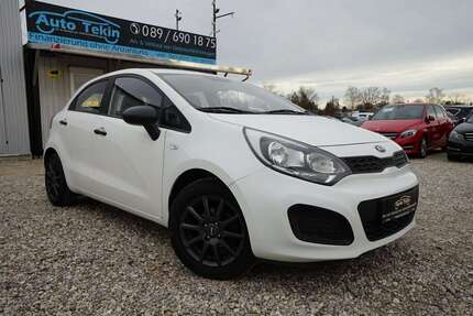 Kia Rio 138.064 km 5.950 &euro; München 81829