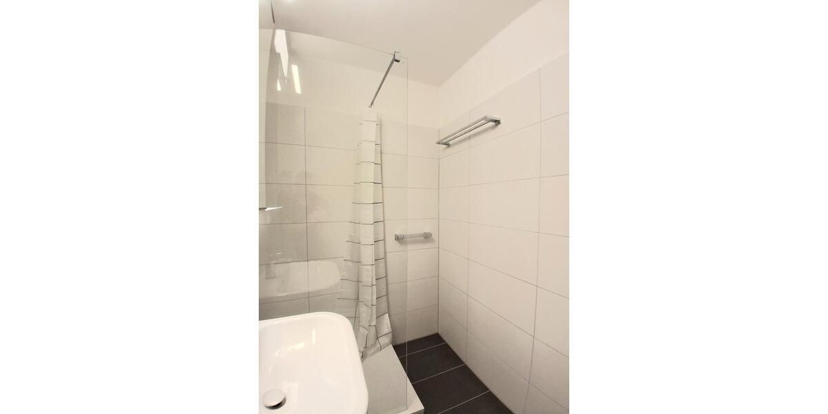 Etagenwohnung Unterhaching - 3 Zimmer, 70 m&sup2;, 1.800&euro; | Angebot:26226424