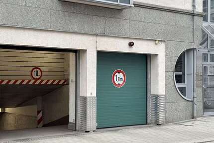 Garagen / Stellplätze München Ackermannbogen - 22.000&euro; | Angebot:26134284