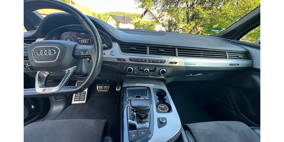 Audi Q7 145.000 km 35.000 &euro; München 80313