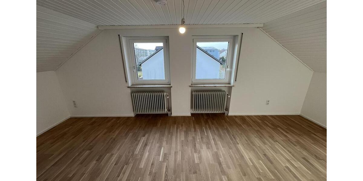 Doppelhaushälfte Fürstenfeldbruck - 6 Zimmer, 154 m&sup2;, 2.400&euro; | Angebot:24793327