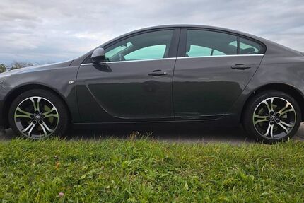 Opel Insignia 163.000 km 5.950 &euro; München 81371
