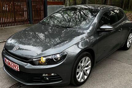 VW Scirocco 150.000 km 8.750 € München 81929