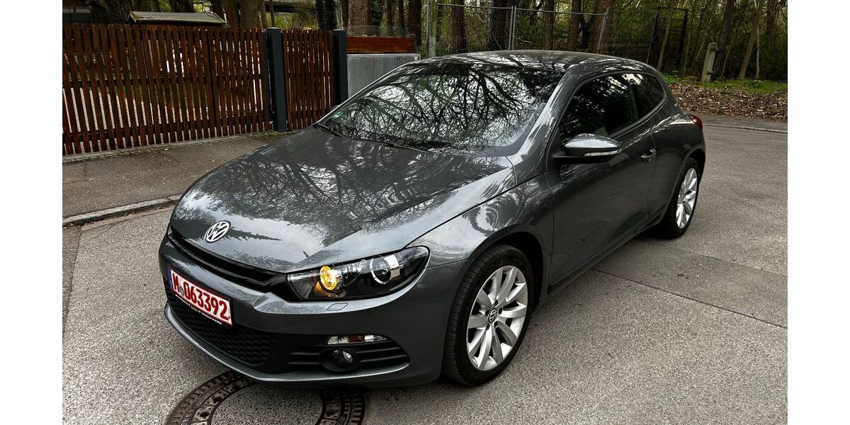 VW Scirocco 150.000 km 8.750 &euro; München 81929