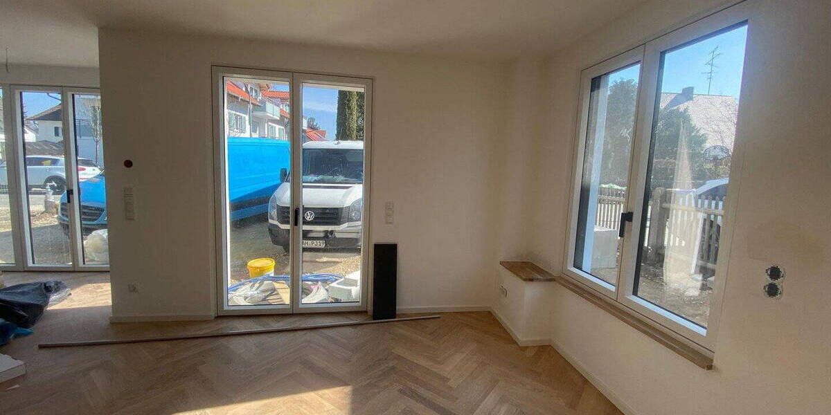 Doppelhaushälfte München Allach-Untermenzing - 7 Zimmer, 165 m&sup2;, 1.560.000&euro; | Angebot:26041234