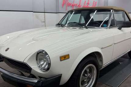 Fiat 124 Spider 98.048 km 17.770 &euro; München 81243