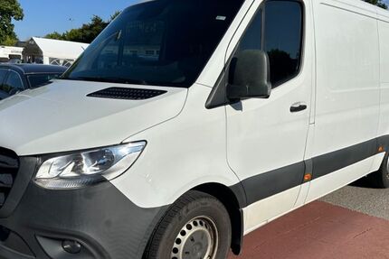 Mercedes-Benz Sprinter 245.000 km 16.900 &euro; München 81243