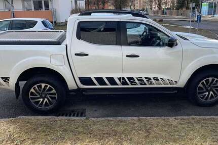 Nissan Navara 107.345 km 26.500 &euro; Germering 82110