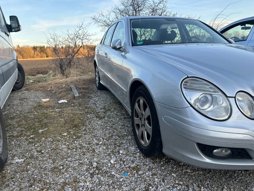 E 200