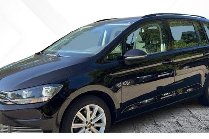 VW Touran 22.161 km 36.200 € Erding 85435