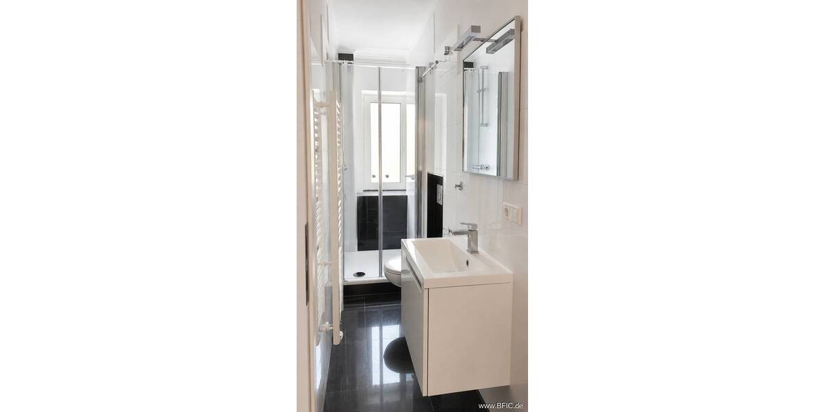 Etagenwohnung München Neuhausen-Nymphenburg - 4 Zimmer, 101 m&sup2;, 2.500&euro; | Angebot:26528566