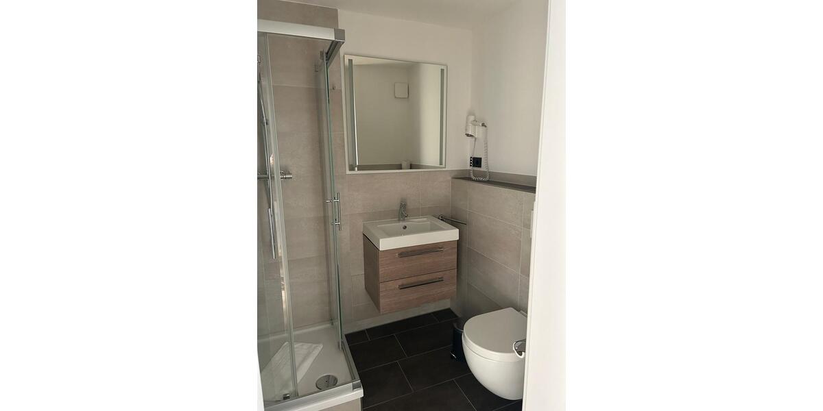 Dachgeschoßwohnung München Thalkirchen-Obersendling-Forstenried-Fürstenried-S - 1 Zimmer, 55 m&sup2;, 2.100&euro; | Angebot:26230313