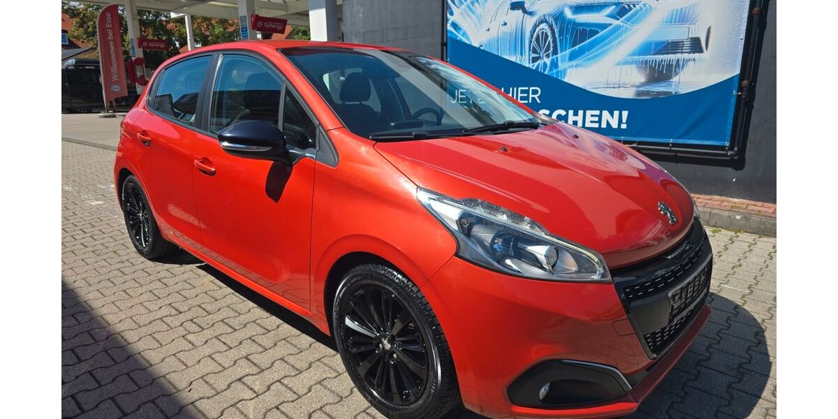 Peugeot 208 63.000 km 5.490 &euro; Garching 85748