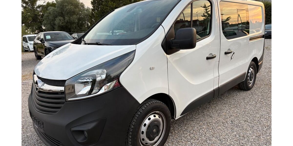 Opel Vivaro 88.000 km 8.950 &euro; Puchheim 82178