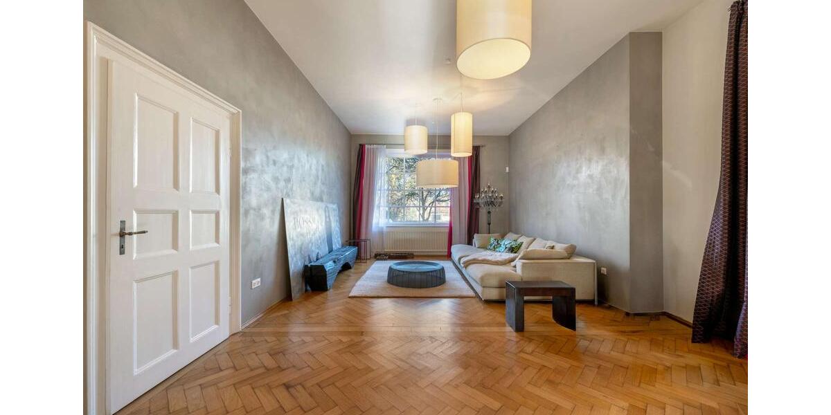 Villa München Nymphenburg - 9 Zimmer, 389 m&sup2;, 9.900&euro; | Angebot:25255917
