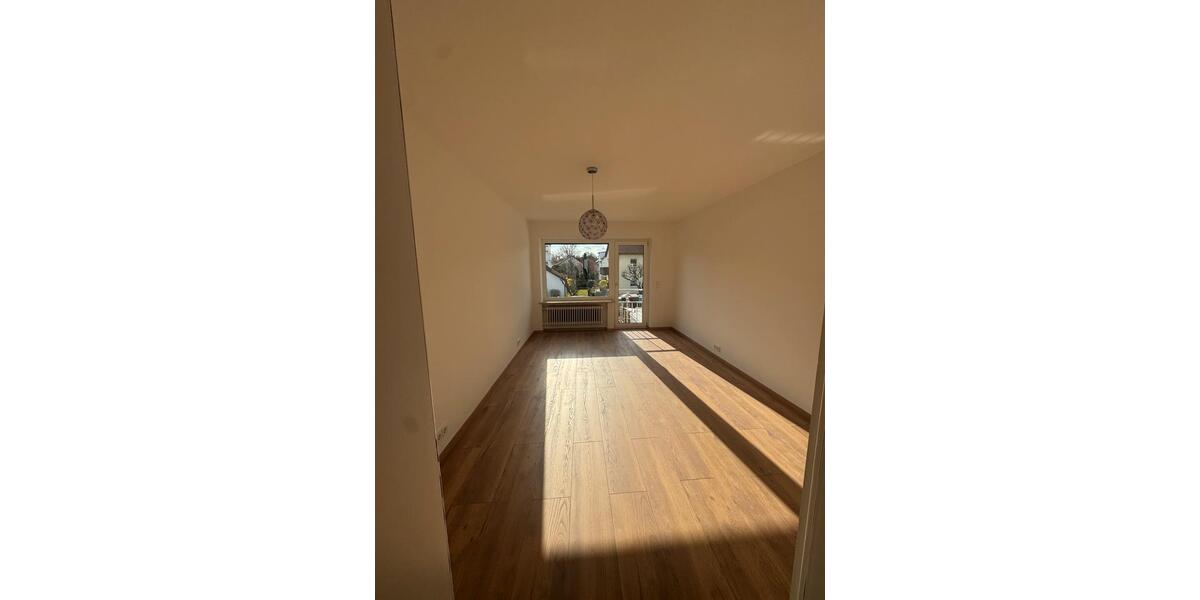 Reihenhaus Neufahrn bei Freising Mintraching-Grüneck - 7 Zimmer, 140 m&sup2;, 2.750&euro; | Angebot:26066116