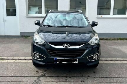 Hyundai ix35 155.000 km 8.999 &euro; München 82671