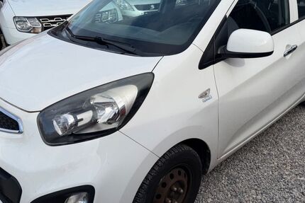 Kia Picanto 137.000 km 1.450 &euro; München 81829
