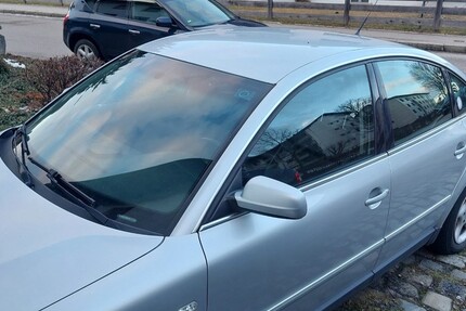 VW Passat 276.000 km 1.300 &euro; Holzkirchen 83607