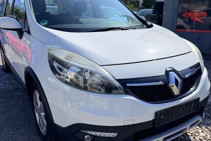 Renault Scenic 142.000 km 5.990 &euro; München 81825
