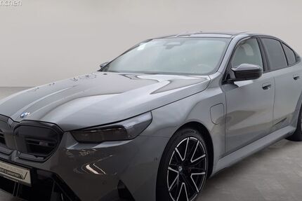 BMW M5 17.069 km 128.901 &euro; München 80939