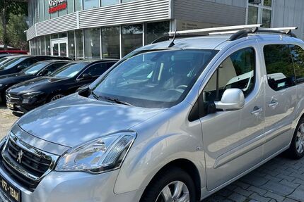 Peugeot Partner 76.213 km 13.880 &euro; München - Trudering 81827