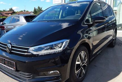 VW Touran 13.700 km 39.840 &euro; Gauting 82131