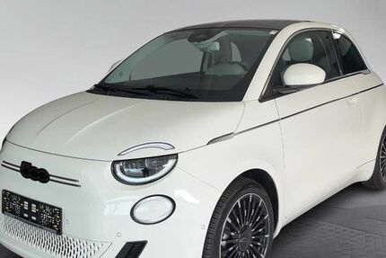 Fiat 500e 10.000 km 23.890 &euro; München 80339