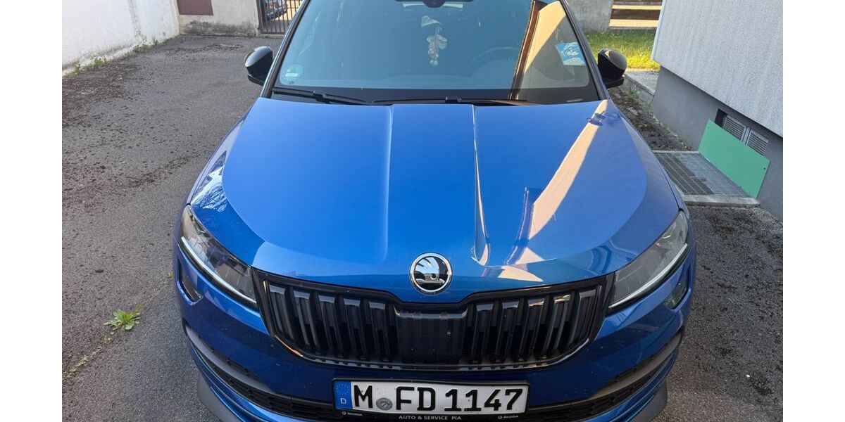 Skoda Karoq 18.000 km 22.950 &euro; München 80939