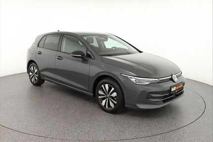 VW Golf 33.341 km 27.220 € Garching 85748