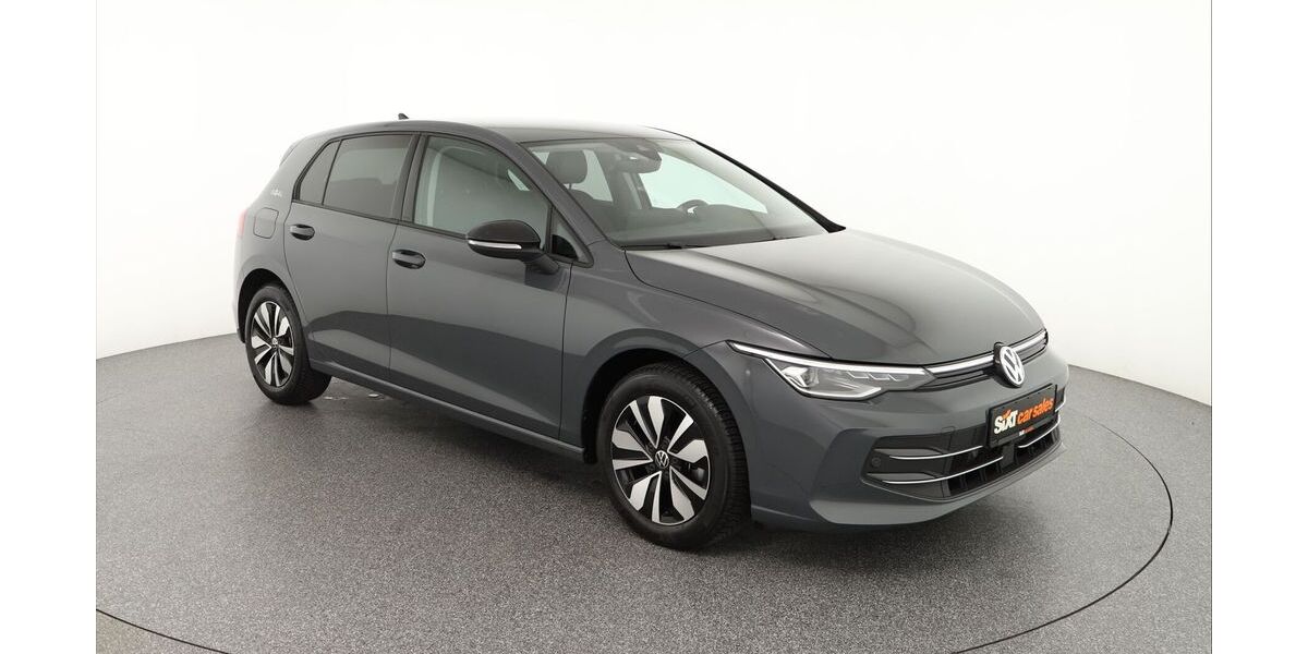 VW Golf 33.341 km 27.220 € Garching 85748