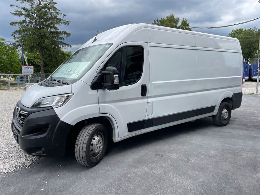 Opel Movano 28.482 km 19.900 € München 81829