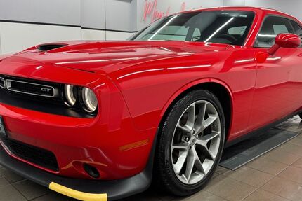 Dodge Challenger 49.038 km 32.880 &euro; München 81243