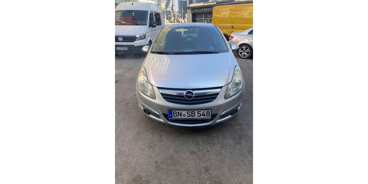 Opel Corsa 216.000 km 1.999 &euro; München 81675