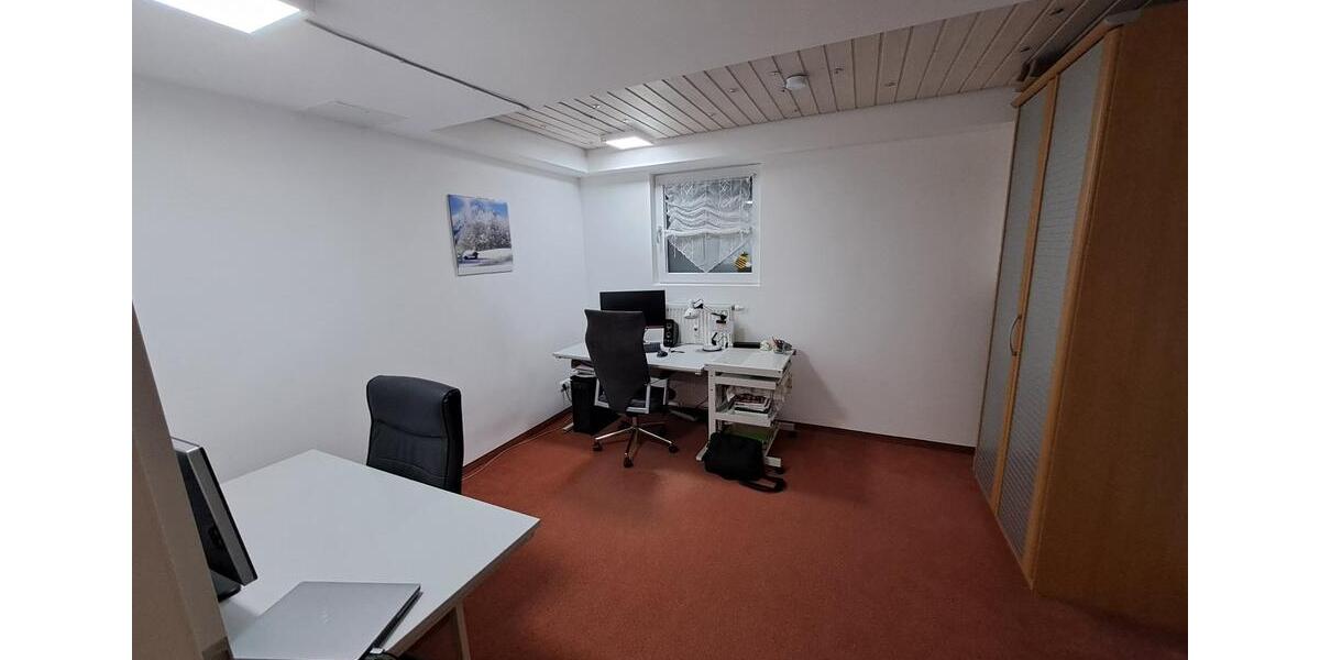 Wohnung mit Reihenendhaus-Charakter, PROVISIONSFREI 4 zimmer